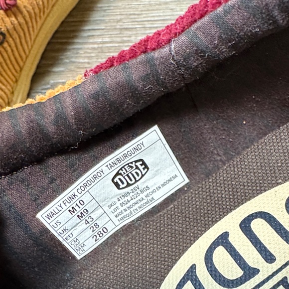 Hey Dude Corduroy Loafers in Tan and Burgundy men’s size 10 (j37) - Picture 4 of 8